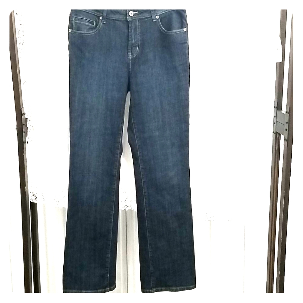 Chico's Platinum Jeans ( Chico's size 0.5)